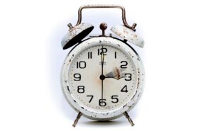 alarm clock, the summer time changeover, time change, wintertime, summer time, pointer, time, clock, clock change, minute hand, hour hand, clock face, nostalgia, antique, alarm clock, clock, clock, clock, clock, clock