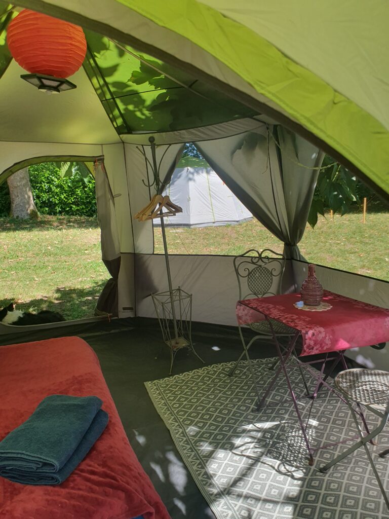 tentes aménagées camping 5